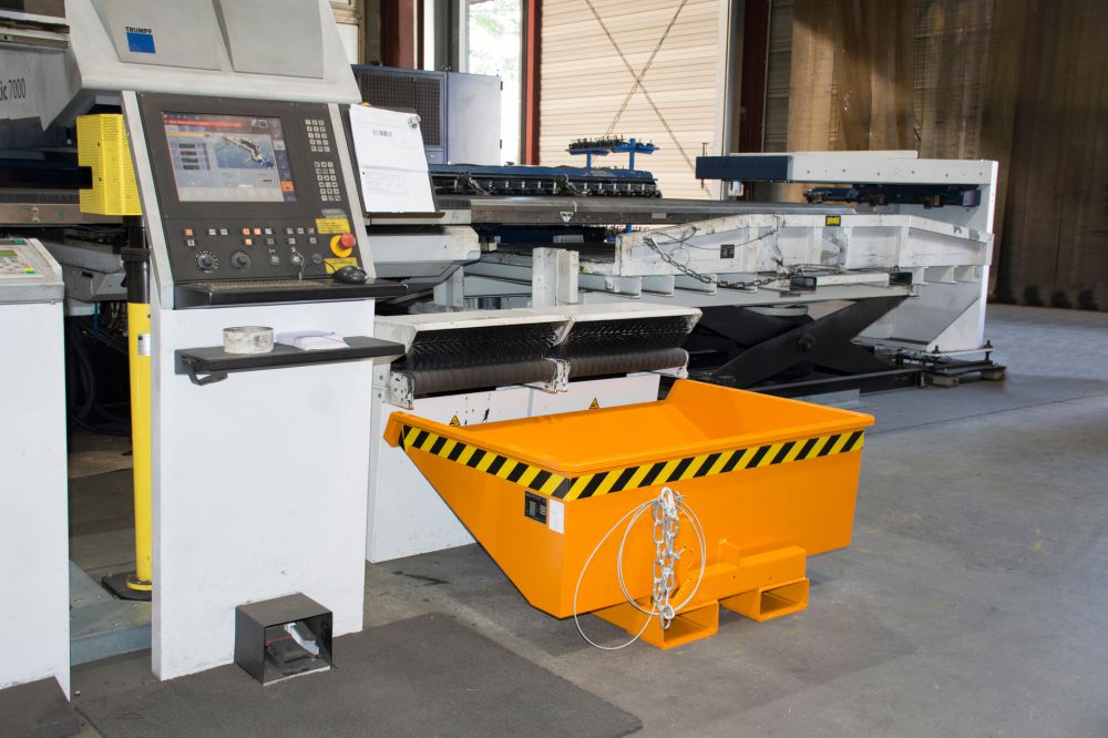 Produktbild Bauer Kippbehälter EXPO 275 lackiert in der Farbe Gelborange bild 2