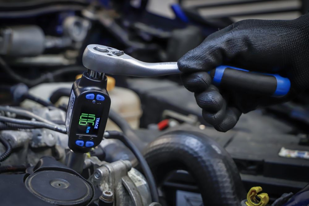 Produktbild BGS Digitaler Drehmoment Adapter 10 mm 3/8 Zoll 27 - 135 Nm bild 2