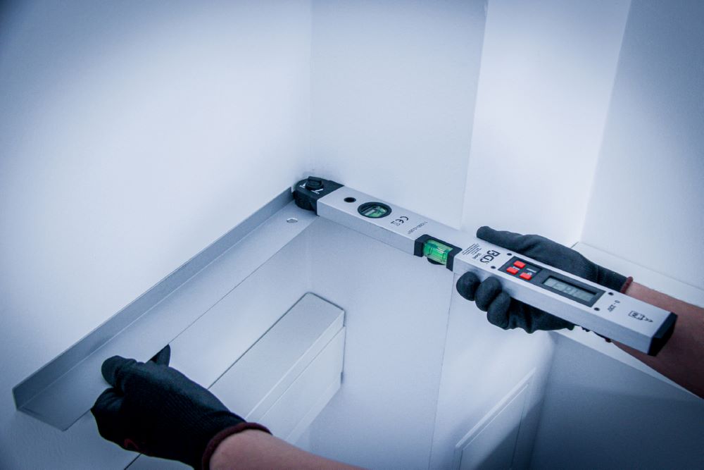 Produktbild BGS Digitaler LCD-Winkelmesser mit Wasserwaage 450 mm bild 2