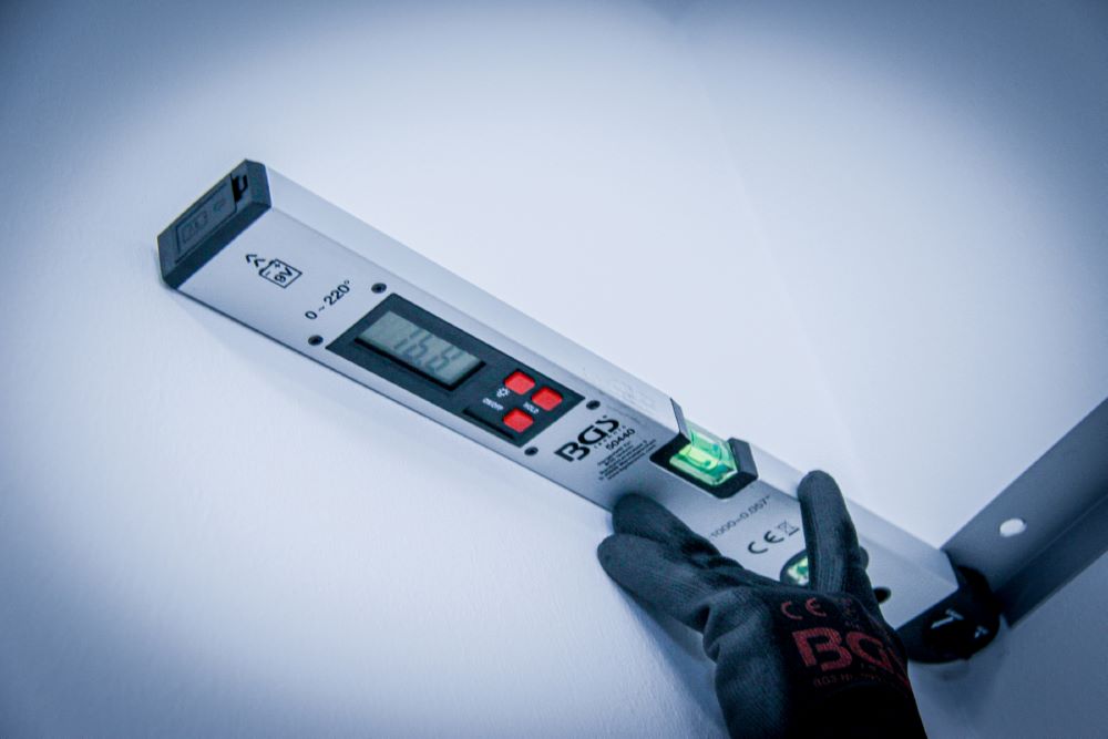 Produktbild BGS Digitaler LCD-Winkelmesser mit Wasserwaage 450 mm bild 7