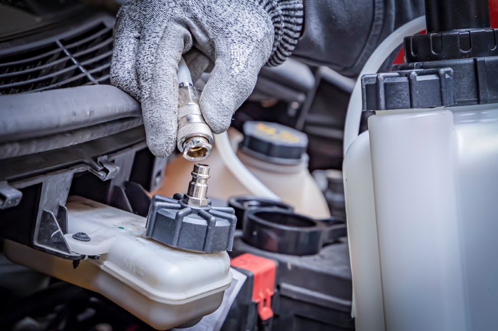 Produktbild BGS Diy Bremsen und Kupplungssystem Entlüfter Satz 2,5 liter bild 3