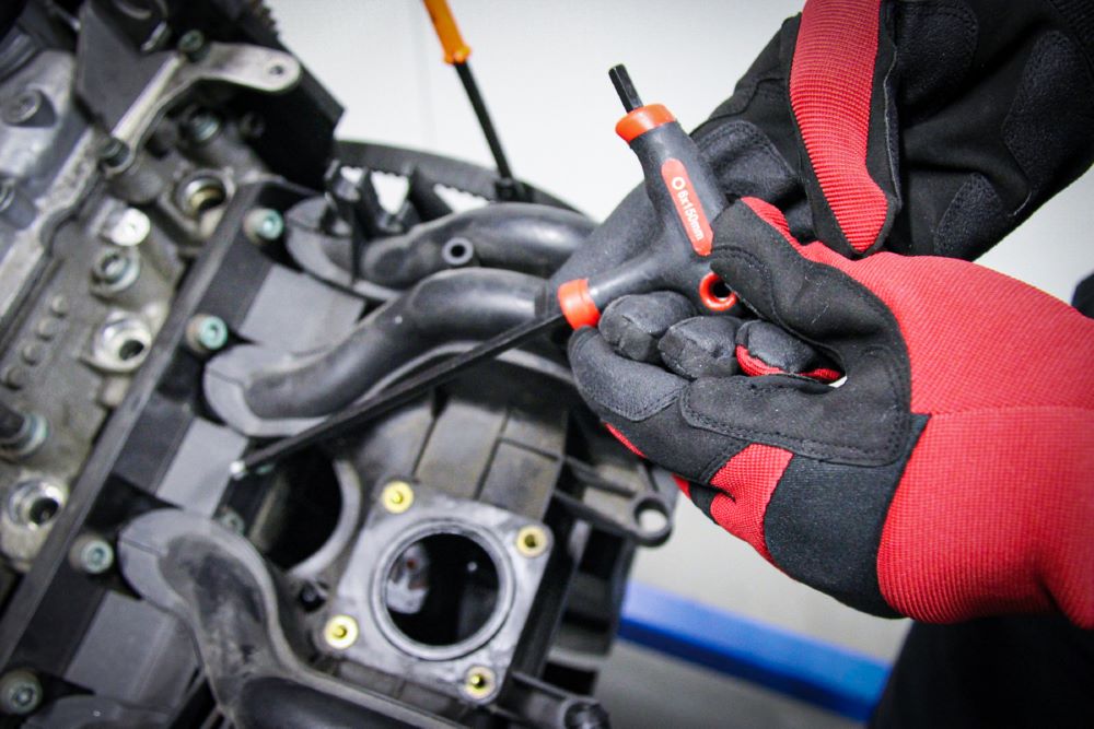 Produktbild BGS Diy Schraubendreher Satz mit Bohrung T10 - T50 9 teilig mit T-Griff bild 2