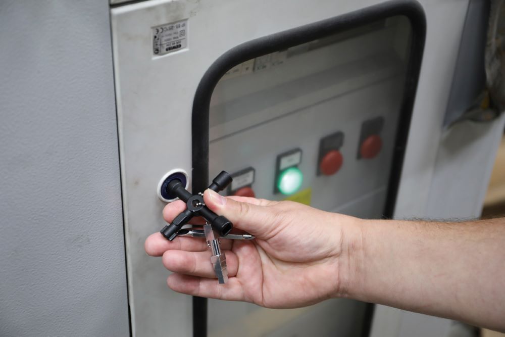 Produktbild Universal Schaltschrank Schlüssel 65 x 65 mm  bild 4