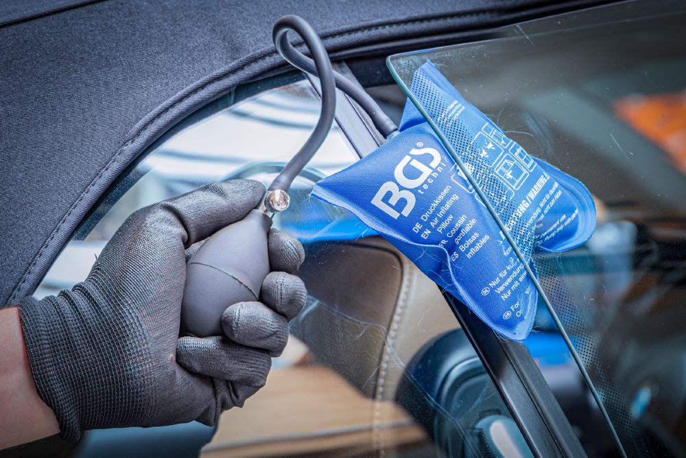 Produktbild BGS Druckkissen mit Handpumpe Quadrat 165 x 150 mm bild 2