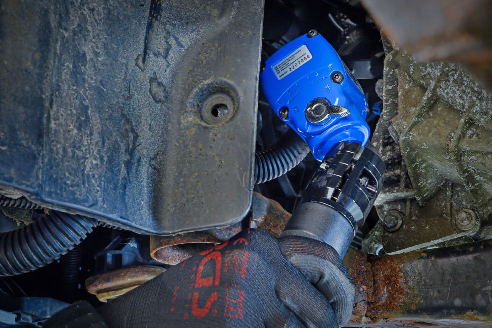 Produktbild BGS Druckluft Schlagschrauber 12,5 mm 1/2 Zoll 650 Nm mit dreh- und neigbarem Kopf bild 2