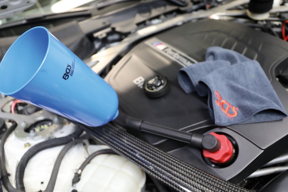 Produktbild Öl-Einfülltrichter Satz Kunststoffausführung bild 2