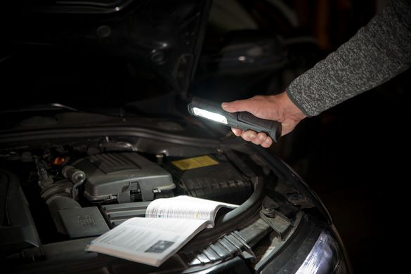 Produktbild Brennenstuhl LED Akku Handleuchte HL 700 A IP54 Arbeitsleuchte dimmbare Werkstattlampe mit US bild 12