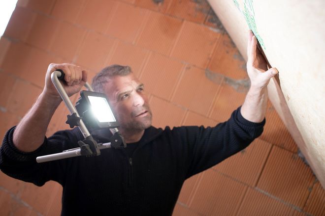 Produktbild Brennenstuhl Mobiler LED Akku Strahler 20 Watt EL 2000 MA IP54 bild 17