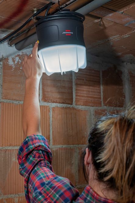 Produktbild Brennenstuhl Mobiler LED Akku Strahler 30 Watt 3000 Lumen bild 18