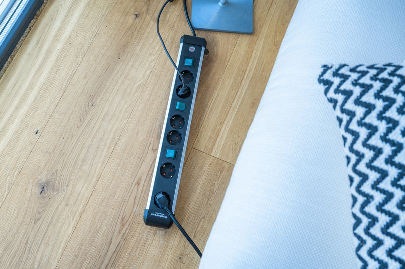 Produktbild Brennenstuhl Premium-Alu-Line Steckdosenleiste 6-fach 3 m Kabel bild 8
