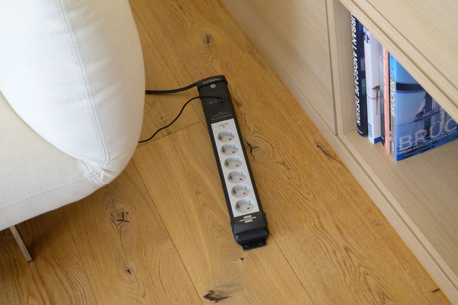 Produktbild Brennenstuhl Premium-Line Comfort Switch Plus Steckdosenleiste 6-fach mit Hand-/Fußschalter  bild 13