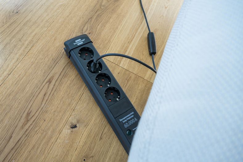 Produktbild Brennenstuhl Premium-Line Steckdosenleiste 4-fach Überspannungsschutz bis 60.000 A bild 7