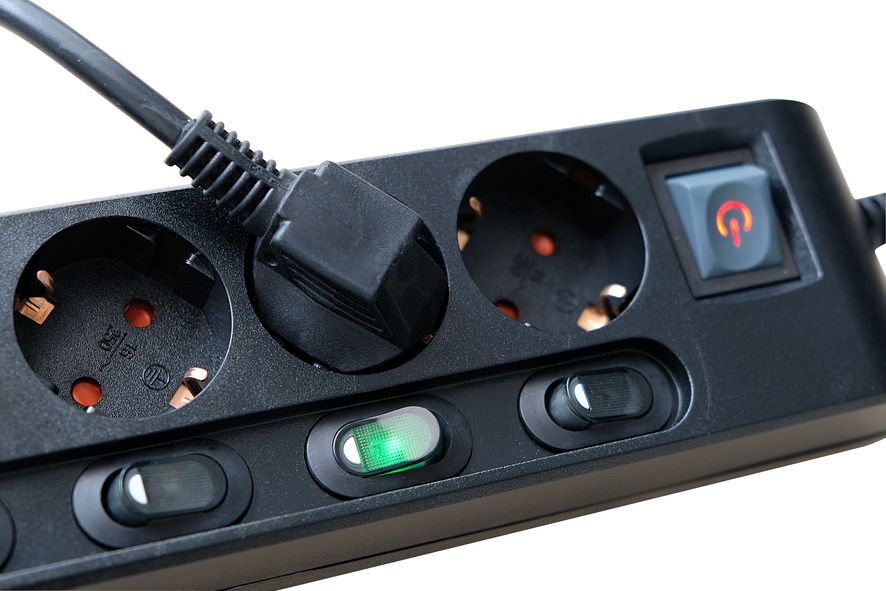 Produktbild Brennenstuhl Steckdosenleiste einzeln schaltbar 6 fach mit 2 poligen Schaltern bild 5