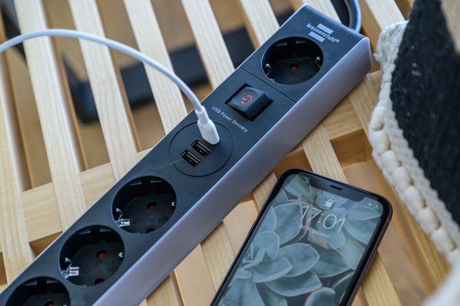 Produktbild Brennenstuhl Steckdosenleiste 5-fach mit USB C Power Delivery und 2 USB 2,4 A bild 8