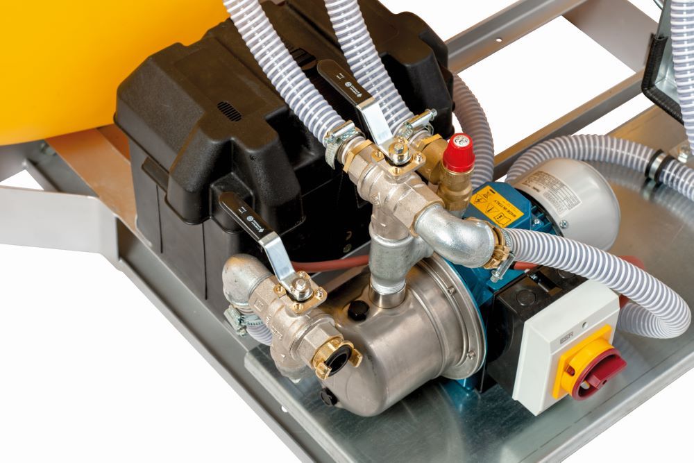 Produktbild Cemo BWS 130-PE FA 3000 Elektropumpe 24 V Li-Ion-Akku mit Haspel schwenkbar gelb bild 6