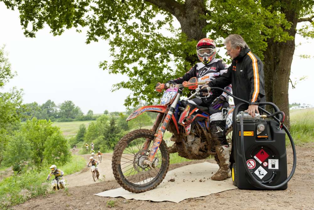 Produktbild CEMO Kraftstofftrolley 60 Liter mit Handpumpe bild 6