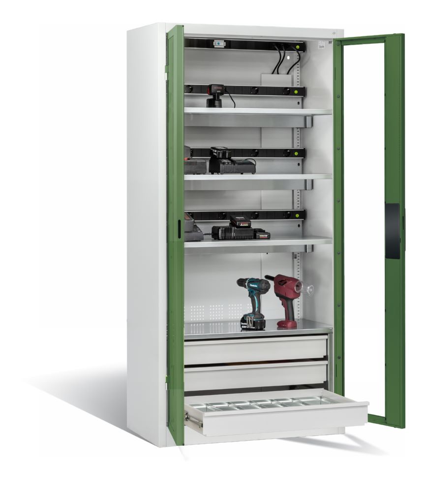 Produktbild C+P Akkuladeschrank Serie 89 Comfort 1950 x 930 x 500 mm lichtgrau resedagrün bild 2