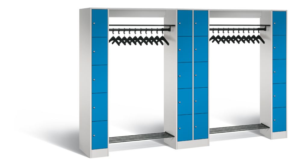 Produktbild C+P Garderobefächerschrank Serie 8070 1950 x 2840 x 480 mm lichtgrau lichtblau