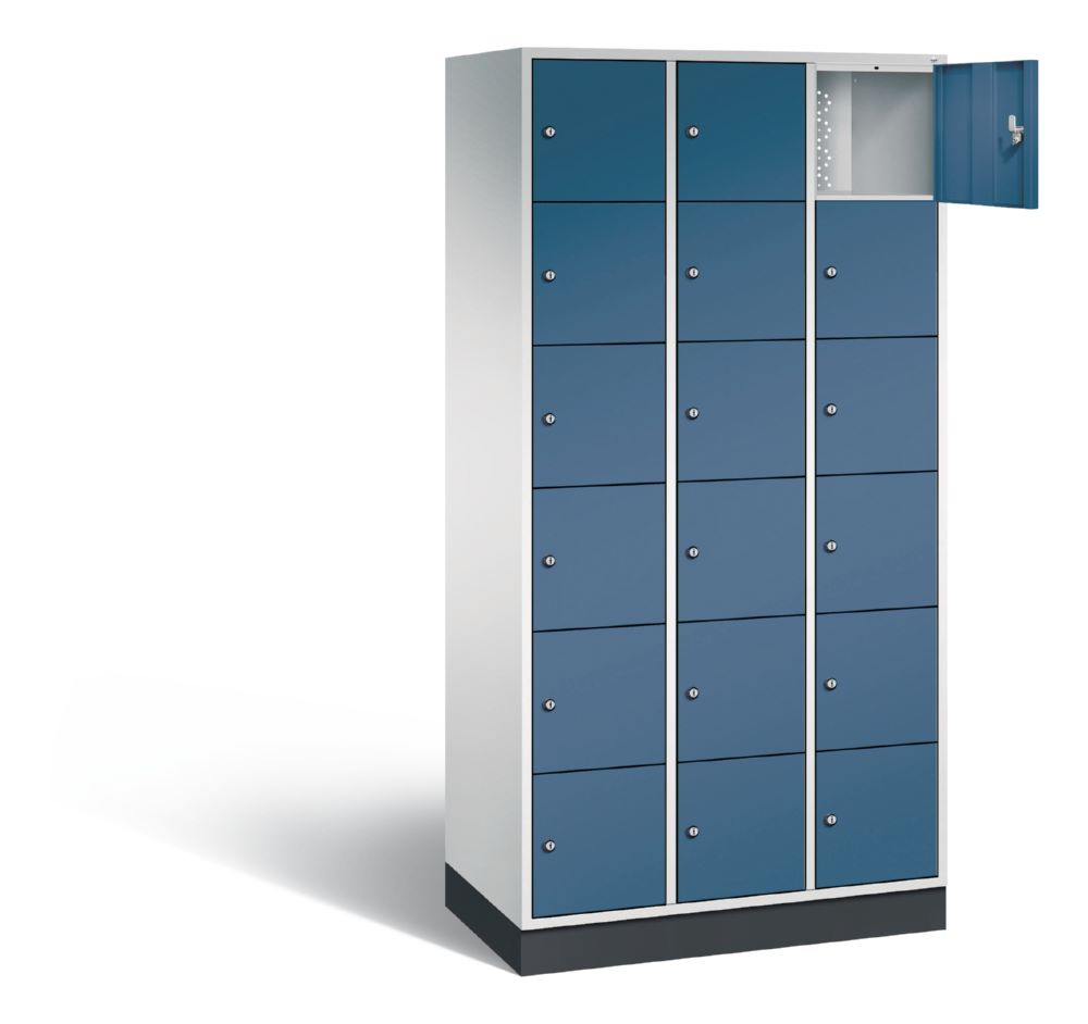 Produktbild C+P Schließfachschrank Intro 18 Fächer 1950 x 920 x 490 mm lichtgrau fernblau bild 2