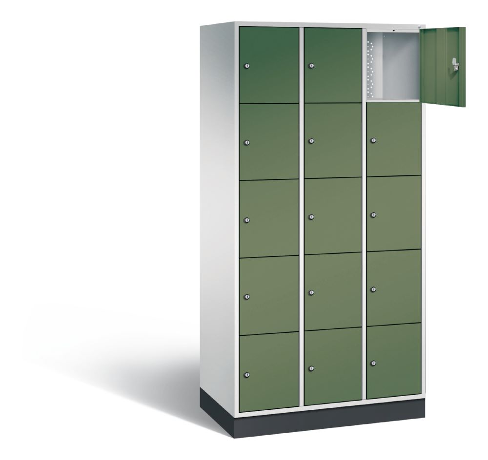 Produktbild C+P Schließfachschrank Intro 15 Fächer 1950 x 920 x 490 mm lichtgrau resedagrün bild 2