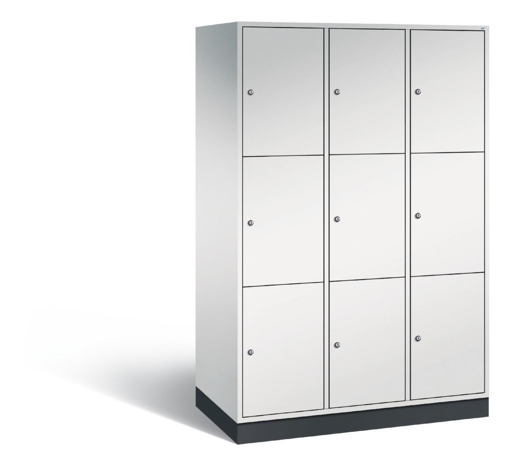 Produktbild C+P XL Schließfachschrank Intro 9 Fächer 1950 x 1220 x 590 mm in lichtgrau
