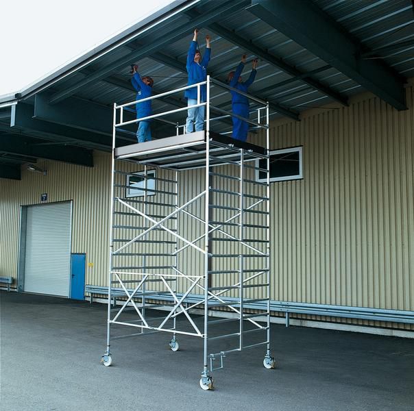 Produktbild Günzburger Klappgerüst mit Dreifach Plattform 4,4 Meter Arbeitshöhe