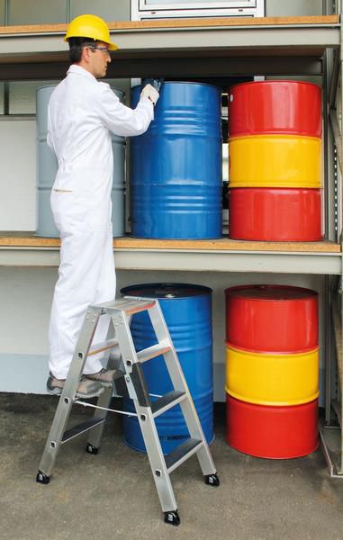 Produktbild Günzburger Aluminium Stehleiter clip-step beidseitig begehbar 2 x 4 Stufen