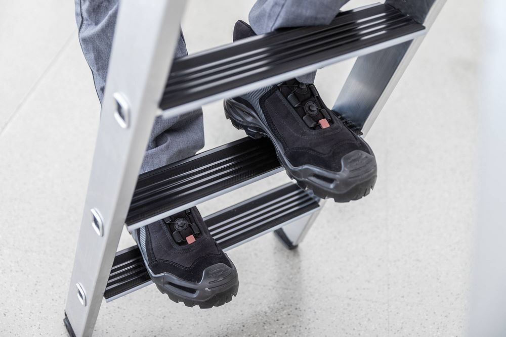 Produktbild Günzburger Nachrüstsatz 3 Trittauflagen für Stehleiter einseitig begehbar bild 2