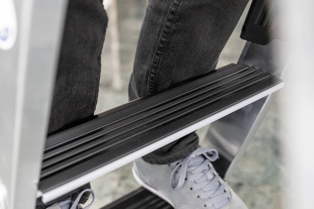 Produktbild Günzburger Nachrüstsatz 3 Trittauflagen für Stehleiter einseitig begehbar bild 3