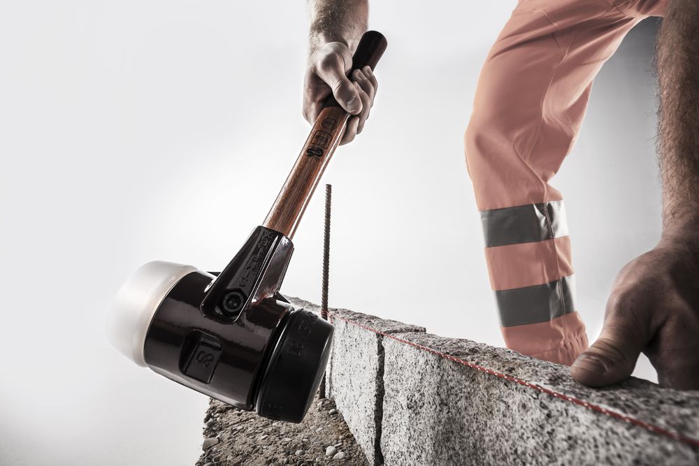 Produktbild SIMPLEX-Schonhammer, Gummikomposition; mit Tempergussgehäuse und hochwertigem Holzstiel | D=40 mm | 3002.040 bild 4