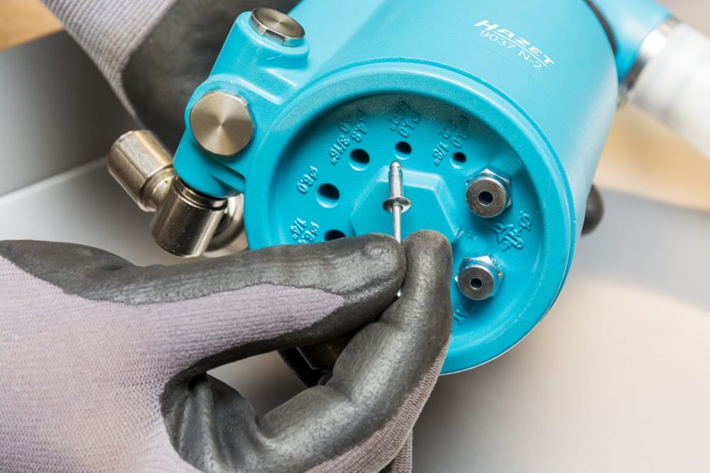 Produktbild Hazet Blindniet Pistole 9037N-2 pneumatisch 296,6 mm Zugkraft 14700 N bild 2