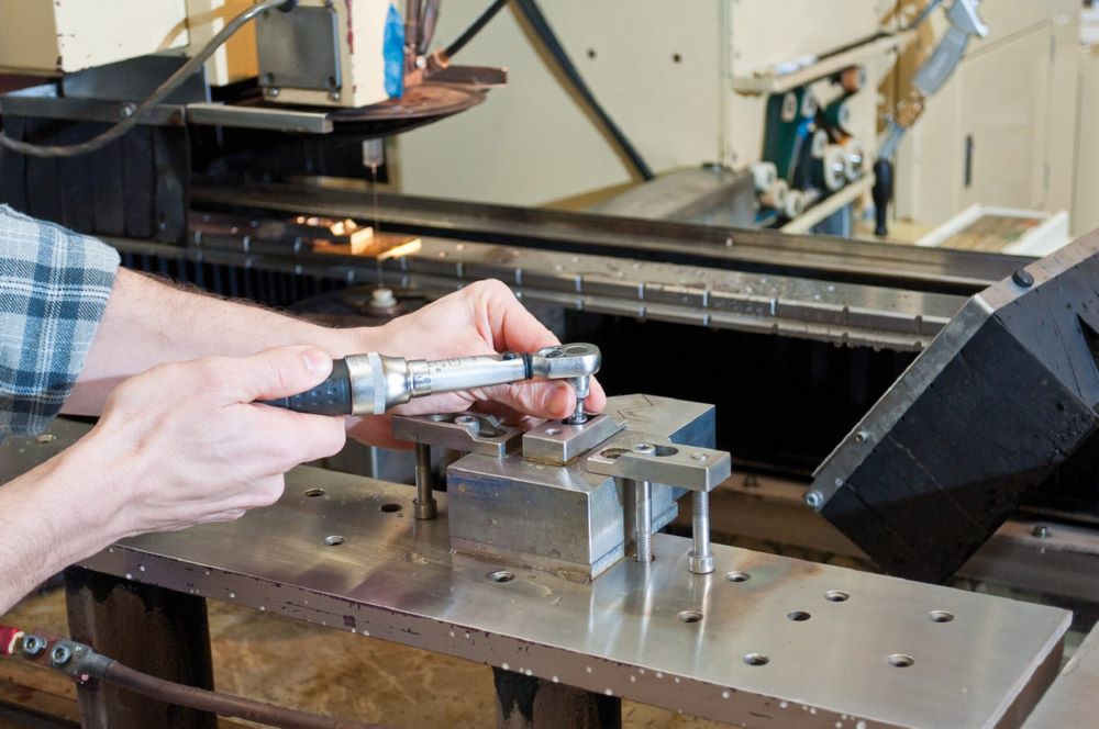 Produktbild Hazet Drehmomentschlüssel DAkkS Kalibrierschein 6106-1CTCAL 1-6 Nm 1/4 Zoll 197 mm bild 4