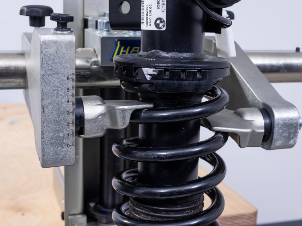 Produktbild Hazet Universal Spannplatte für Stoßdämpferbeine verstellbar 4903-3 bild 2