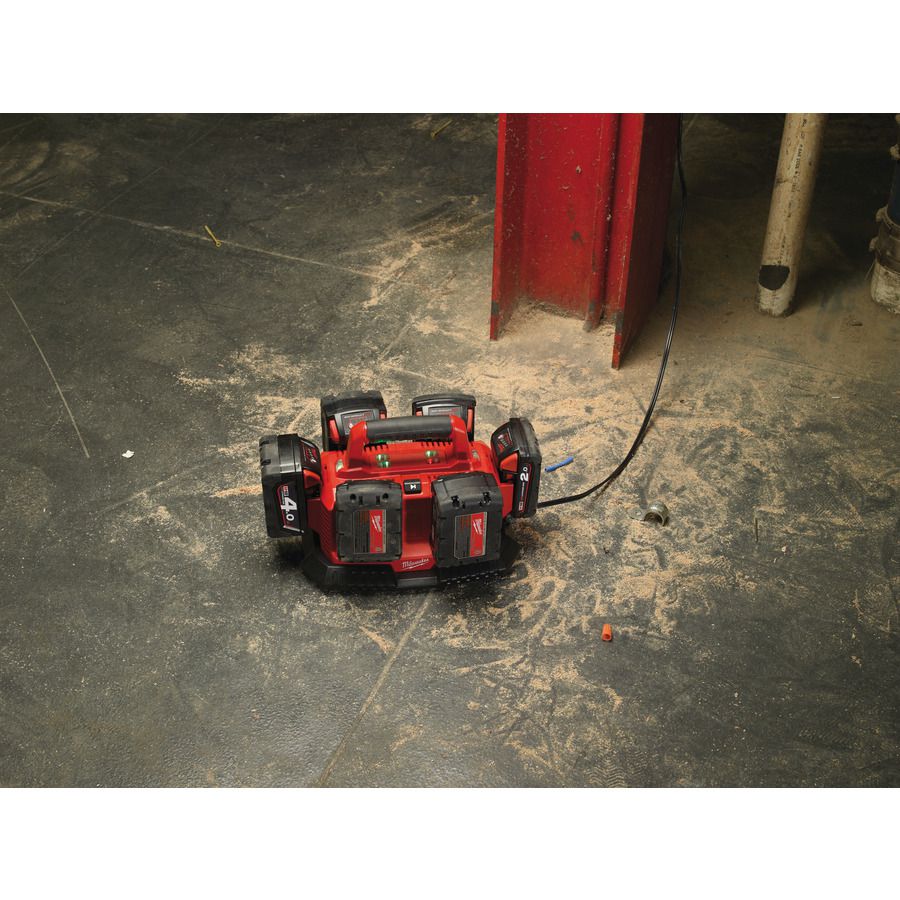Produktbild Milwaukee M1418 C6 Multi-Ladegerät für bis zu 6 Akkus M14 M18 bild 5