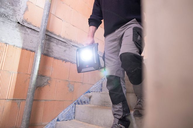 Produktbild Brennenstuhl Multi Battery LED Hybrid Strahler 6050 MH - Beispiel bild 9