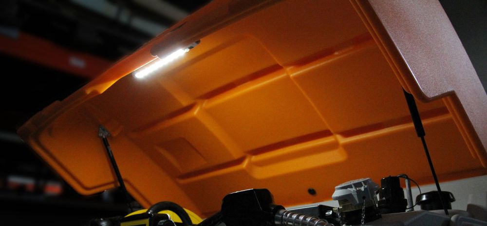 Produktbild Cemo Deckel orange komplett mit Gasdruckfedern und Montagezubehör