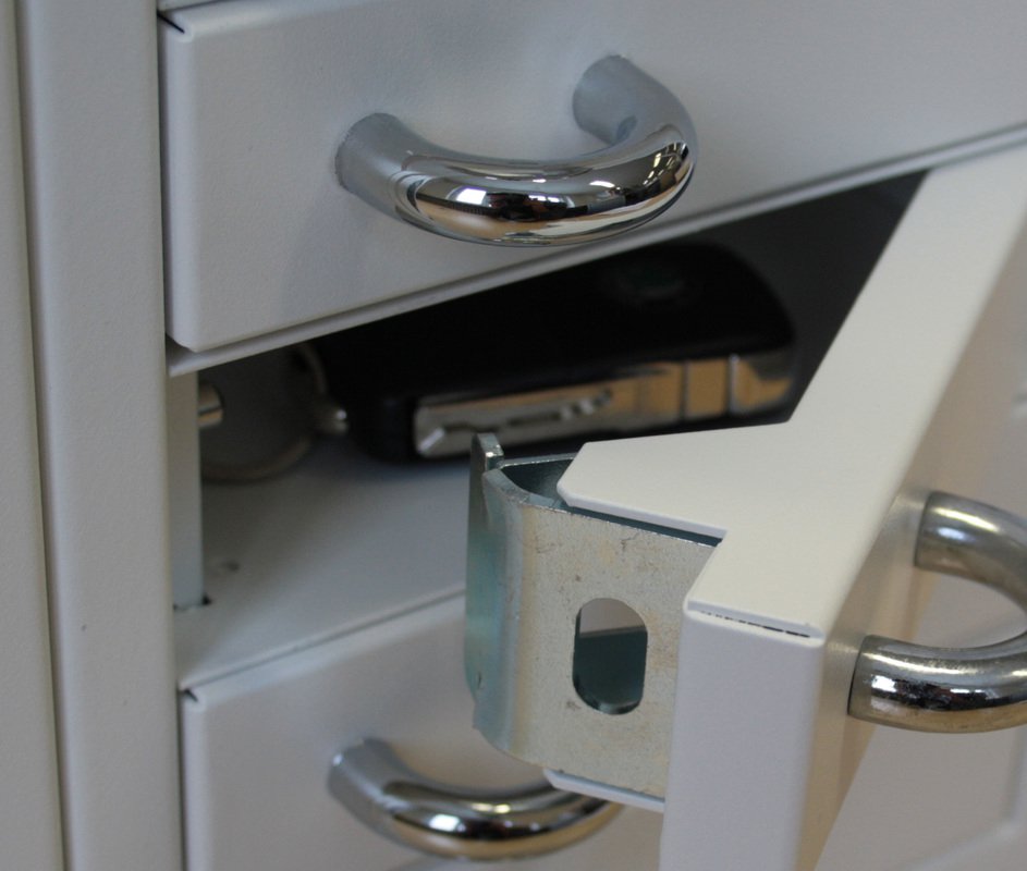 Produktbild Eichner Schlüsselausgabetresor 280x350x93mm Beispiel bild 2