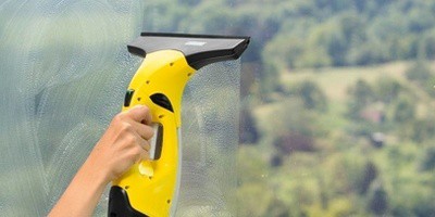 Kärcher Fenstersauger Absaugen