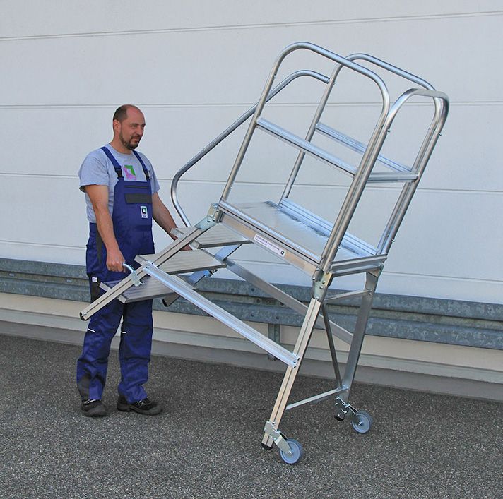 Produktbild Günzburger Podestleiter mit Rollen und Griff 7 Stufen Alu geriffelt
