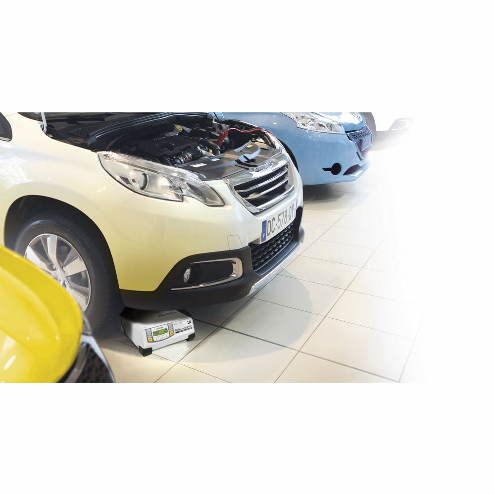 Produktbild Gys Ladegerät GYSFLASH 30.24 HF 12V 24V 30A Kabel 2,5m bild 4