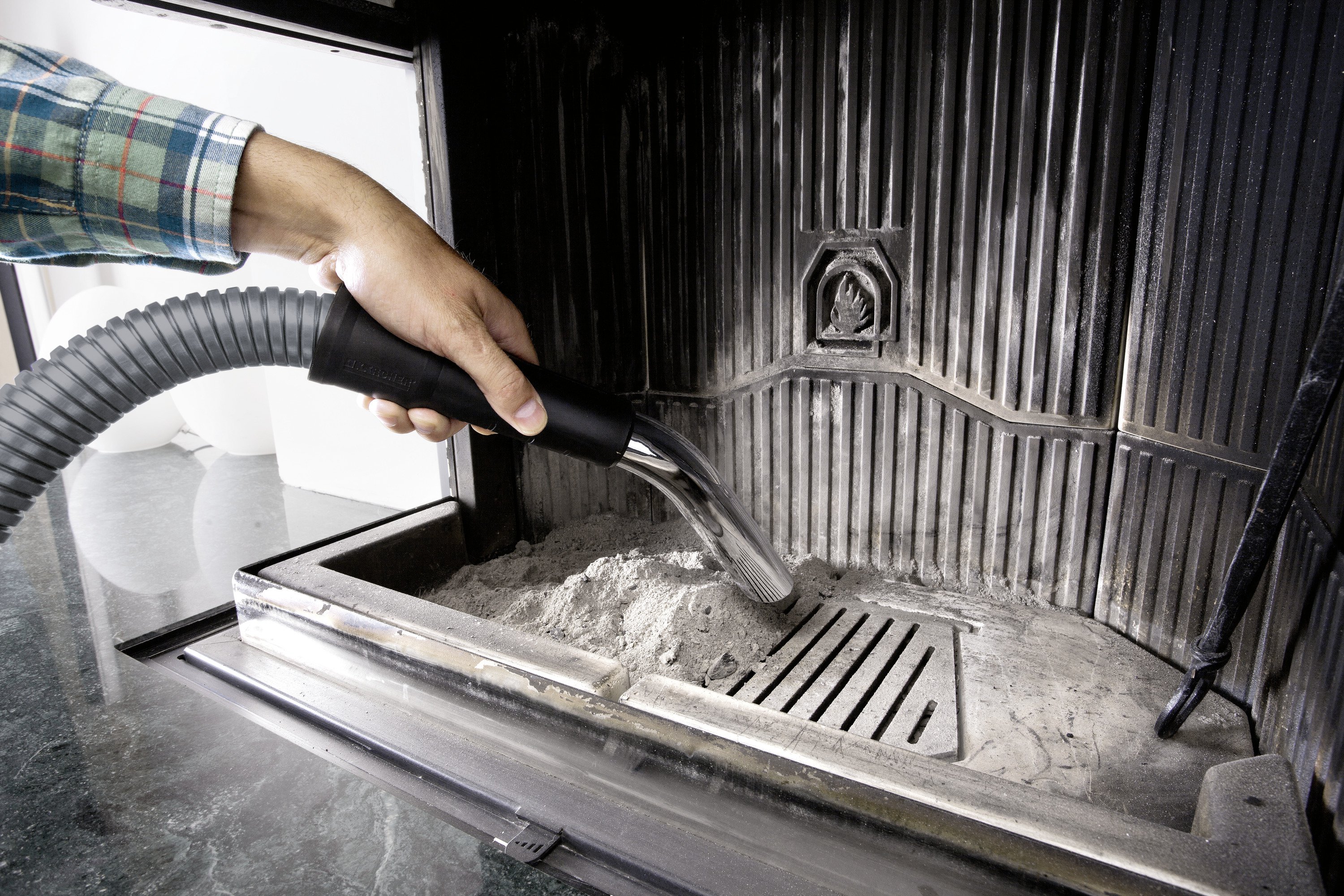 Produktbild Kärcher Aschesauger und Trockensauger AD 4 Premium Anwendung 2 bild 6