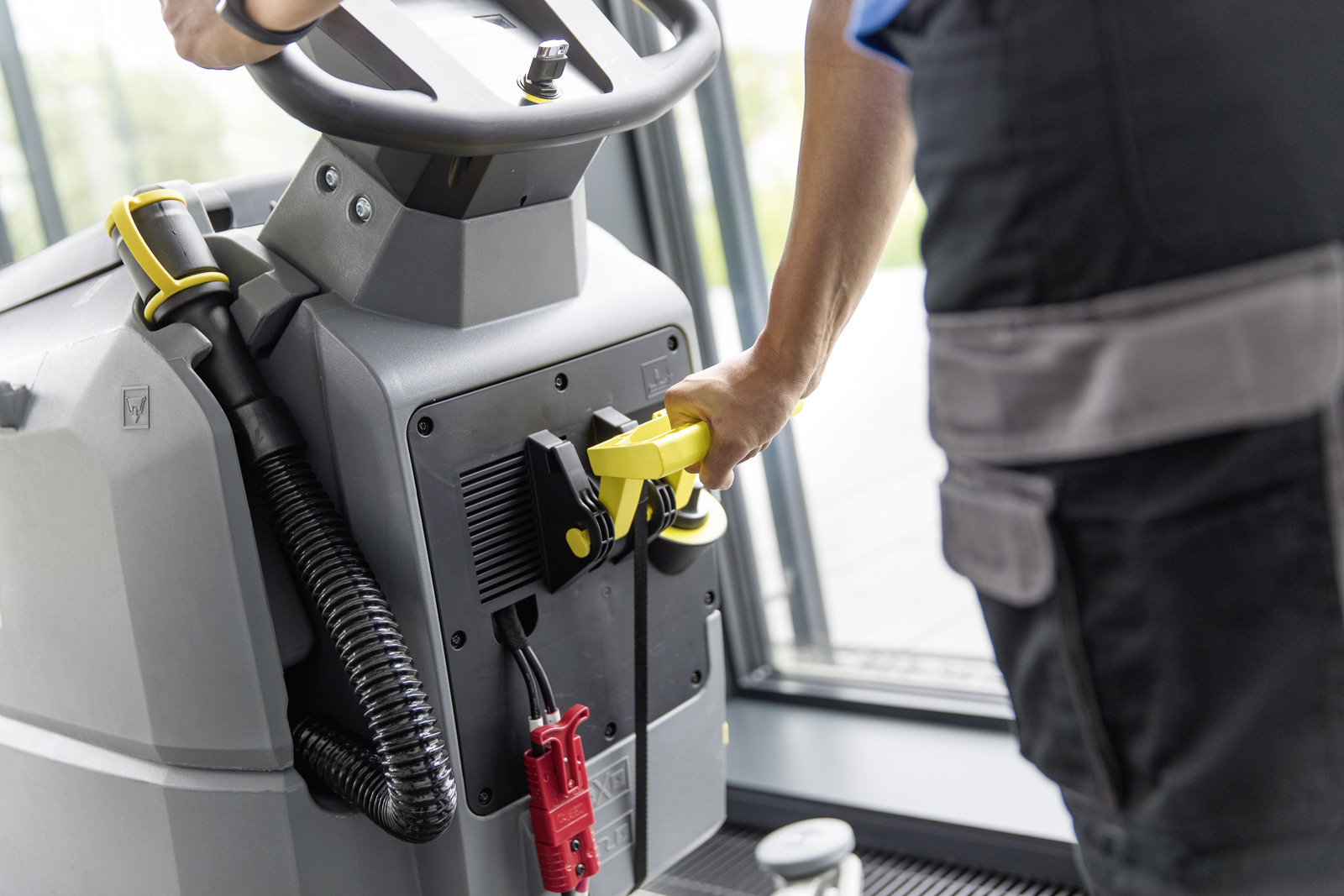 Produktbild Kärcher Scheuersaugmaschine BD 50/55 W CLASSIC BP PACK 115AH - Beispiel 6 bild 3