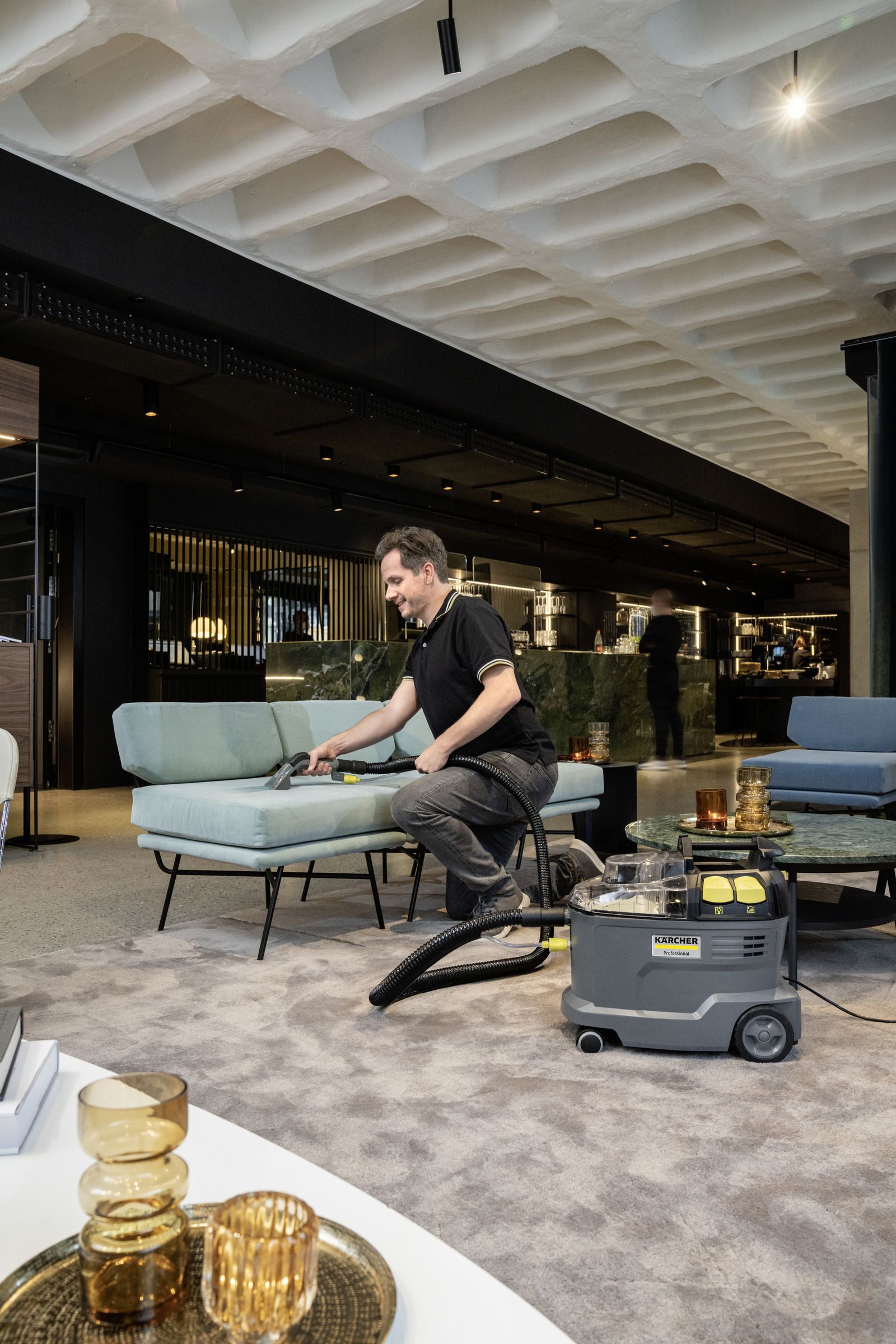 Produktbild Kärcher Teppichreiniger PUZZI 8/1 - Beispiel bild 7