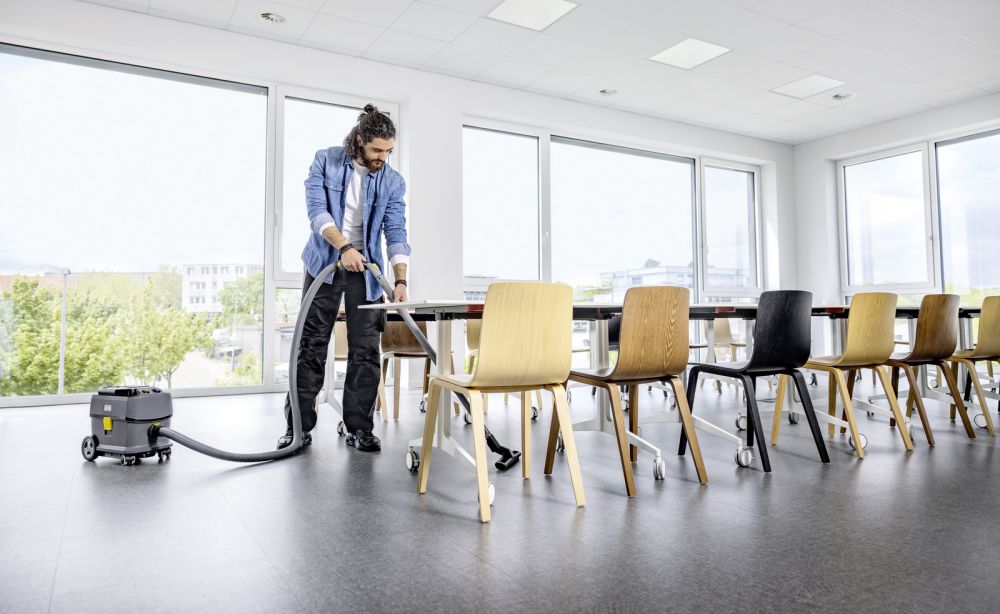 Produktbild Kärcher Akku Trockensauger T 10/1 Bp Adv - Anwendungsbild bild 8