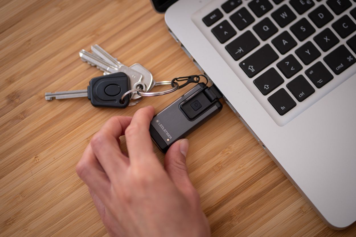 Produktbild Ledlenser K6R LED Taschenlampe Schlüsselbundleuchte grau - Beispiel 5 bild 6