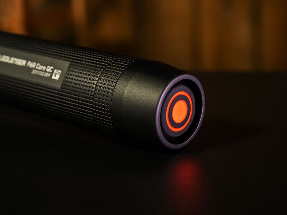 Produktbild Ledlenser P6R Core QC LED Taschenlampe Unterseite bild 5