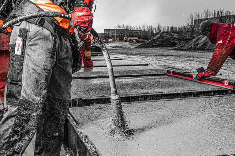 Produktbild Milwaukee MX FUEL Rucksack Betonverdichter MXFCVBP-602- Beispiel bild 8