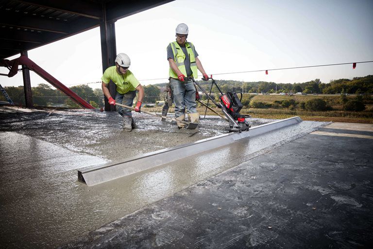 Produktbild Milwaukee Akku Vibrationsbohle MXF PSC-302 - Beispiel bild 2