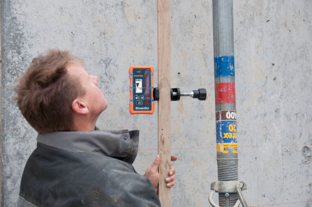 Produktbild Nedo Laserempfänger ACCEPTOR MAXX mit Heavy Duty Halteklammer bild 3