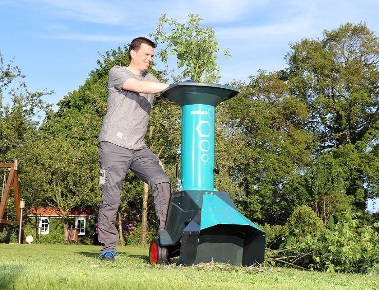 Produktbild Remarc Häcksler Kompostmeister 2400 Gartenhäcksler - Anwendung bild 2